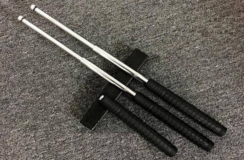 Baton là gì? Những điều cần biết về gậy 3 khúc trước khi sử dụng
