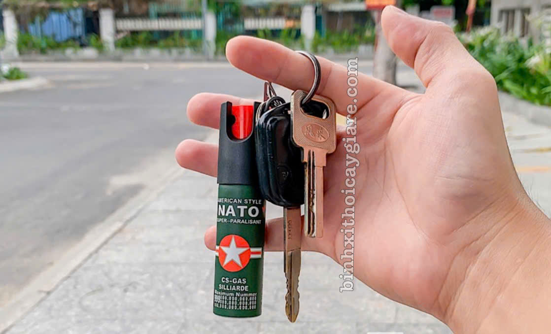 bình xịt hơi cay móc khóa nhỏ gọn