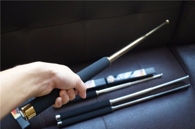 Các kỹ thuật cơ bản khi sử dụng gậy 3 khúc tự vệ an toàn