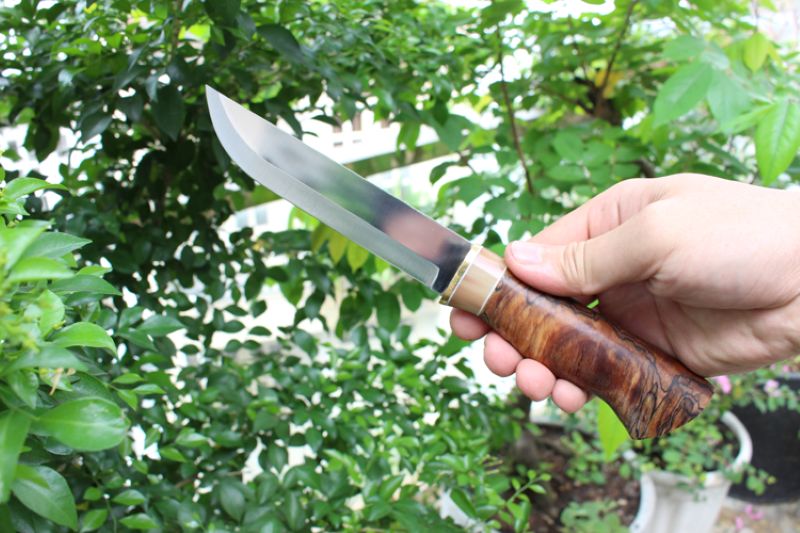 Dao phát quang rừng