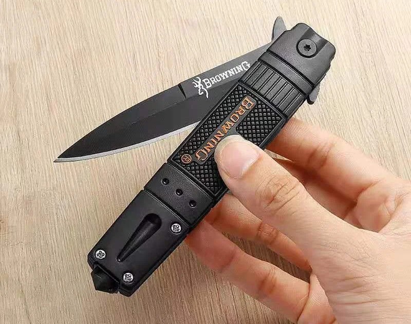 Dao phượt - Công cụ sinh tồn hữu ích cho những chuyến đi xa