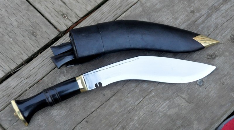 Giá dao kukri Giá dao kukri