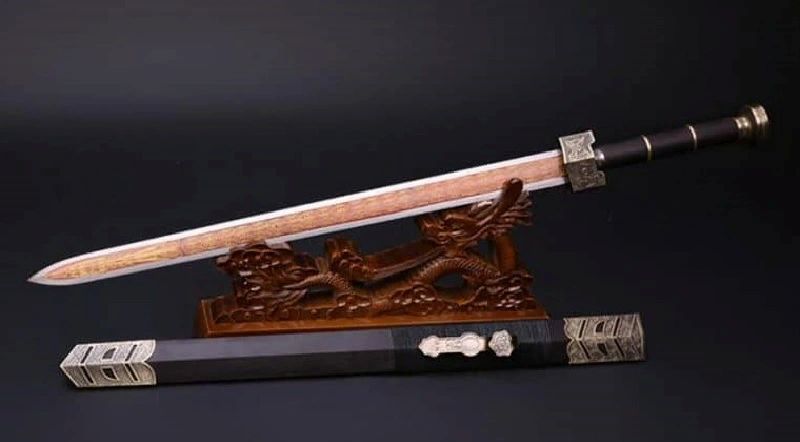 Kiếm phong thủy - Vật phẩm tăng cường năng lượng, trừ tà khí
