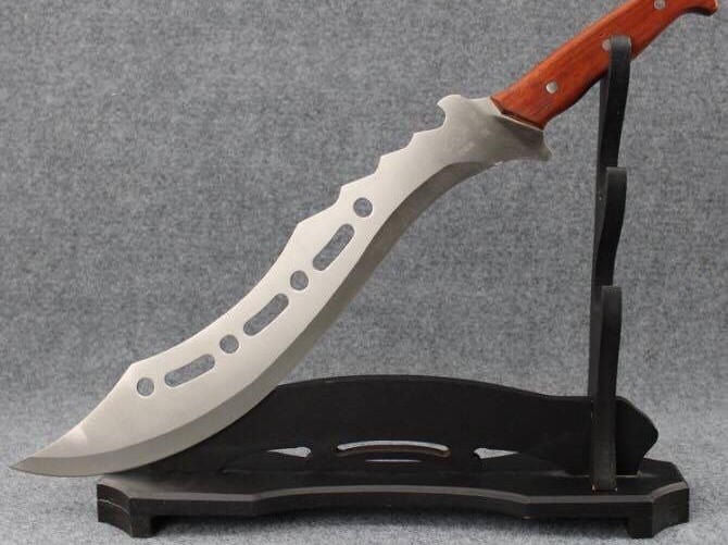 Mã tấu cánh bướm Mã tấu cánh bướm