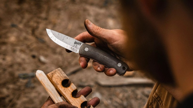 Mẫu dao sinh tồn tốt nhất