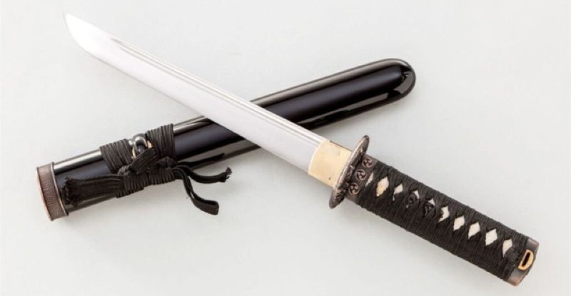 Mua bán đao kiếm