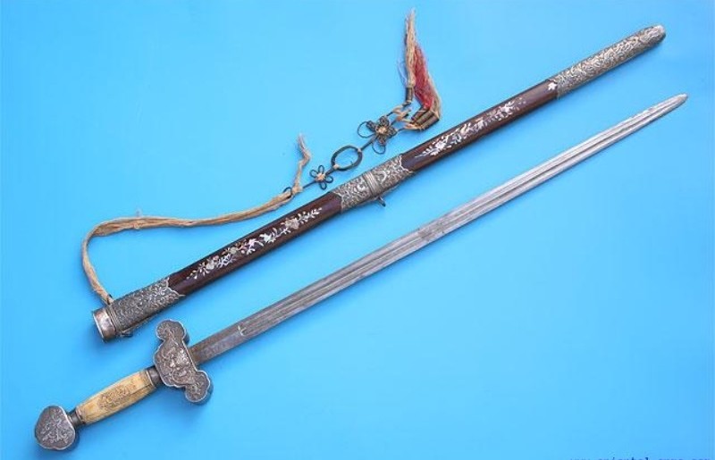 Những mẫu đao kiếm đẹp có giá trị được sưu tầm nhiêu nhất hiện nay