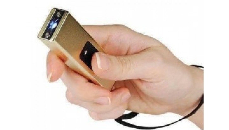Tự vệ kín đáo với móc khóa roi điện mini tiện lợi, dễ ngụy trang