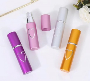 Bình xịt hơi cay cho nữ